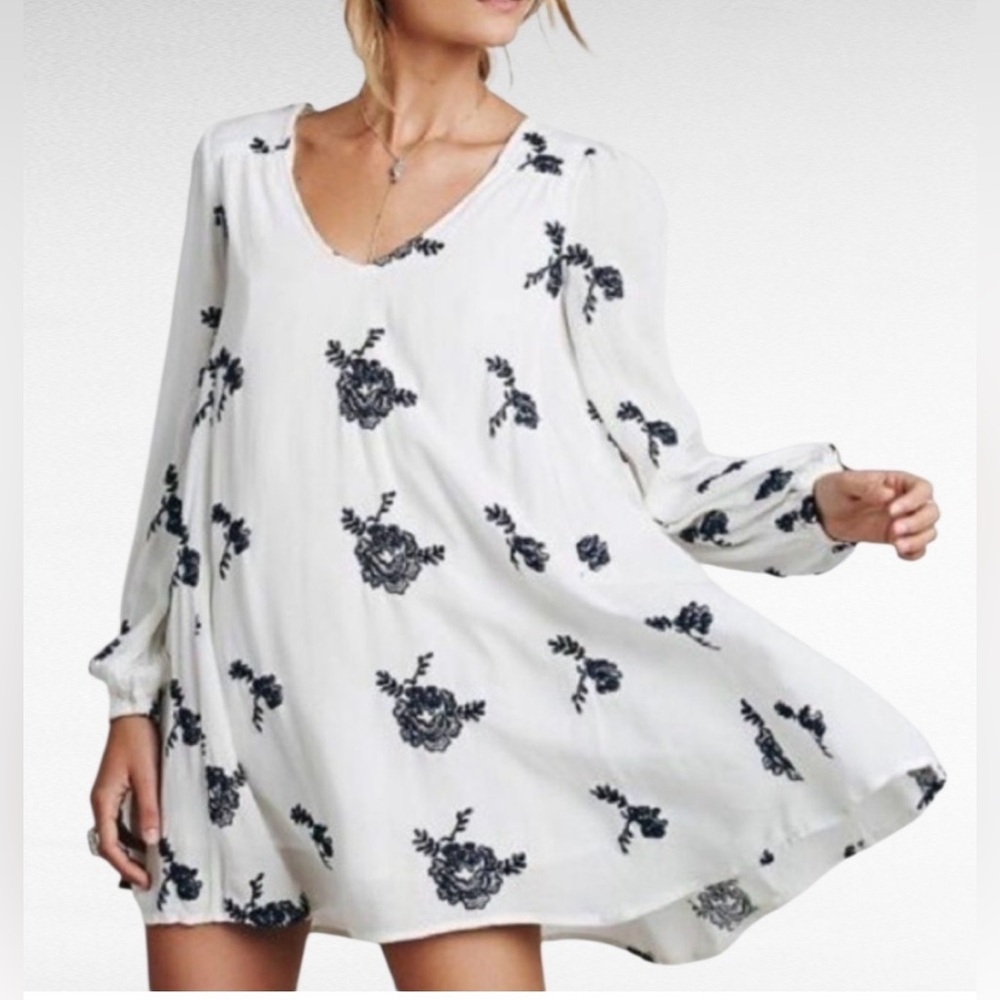 Free People Emma Austin floral tunic mini dress, no size, fits like XS/S